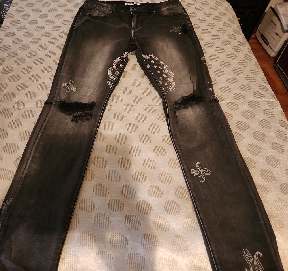 Men's Black Distressed Skinny Jeans
